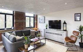 5-Bedroom Luxury Duplex Penthouse