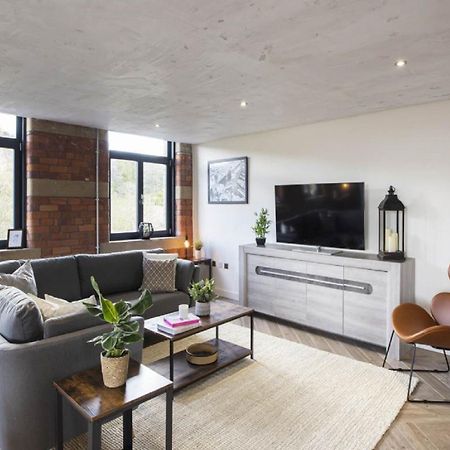 5-Bedroom Luxury Duplex Penthouse Bradford  Exterior photo